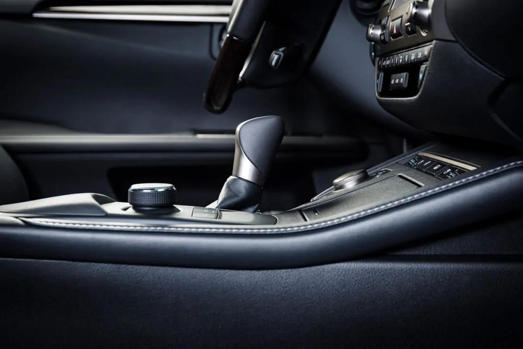 Transmissoes-Automatica-e-Manual-oficina-mecanica-em-são-roque-shereks-car